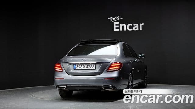 Mercedes-Benz E-класс W213 Avantgarde, 2017 4