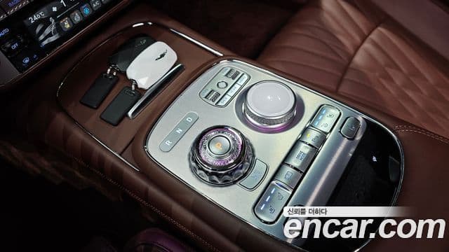 Genesis G90 (RS4) бензин 3.5 турбо AWD, 2023 9