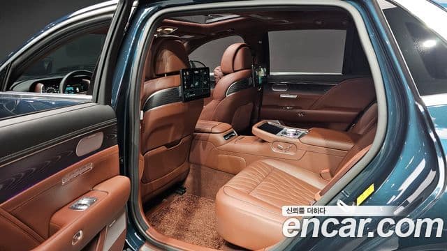 Genesis G90 (RS4) бензин 3.5 турбо AWD, 2023 16