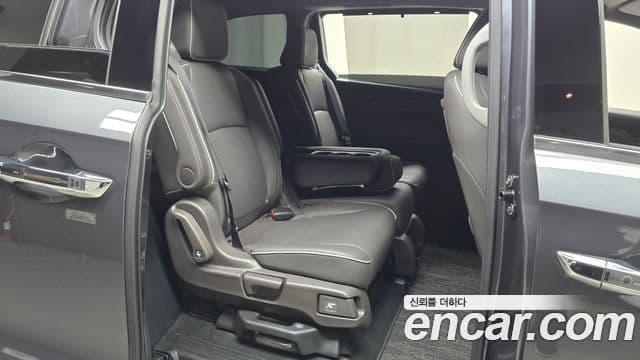 Honda Odyssey 5세대, 2023 12