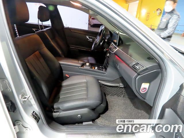 Mercedes-Benz E-класс W212 E300 Elegance, 2011 8