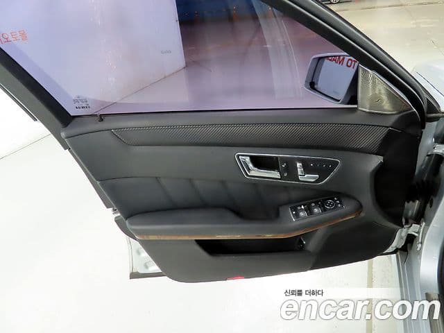 Mercedes-Benz E-класс W212 E300 Elegance, 2011 14