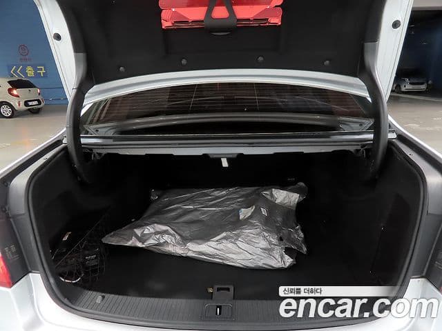 Mercedes-Benz E-класс W212 E300 Elegance, 2011 17