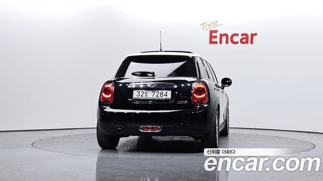 Mini Cooper 3세대, 2016 4