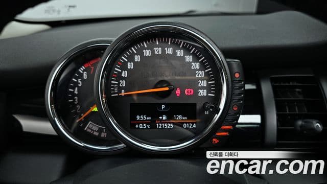 Mini Cooper 3세대, 2016 8