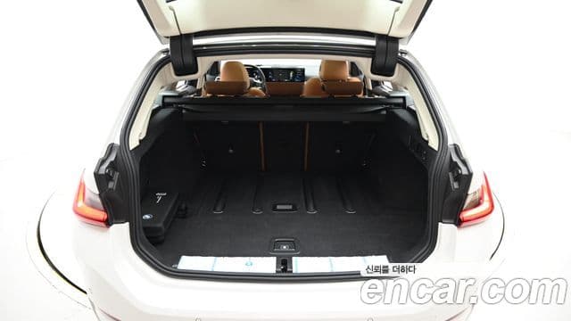 BMW 3시리즈 (G20) 320d Туринг (Touring), 2025 20
