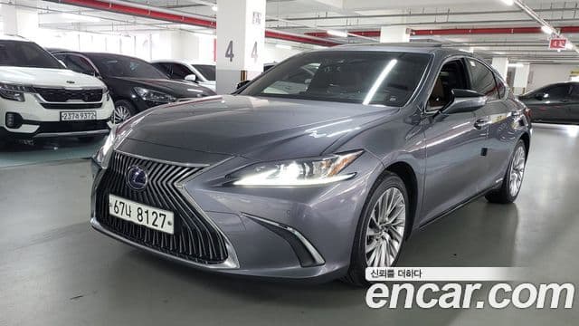 Lexus ES300h 7세대 Luxury Plus, 2019 1