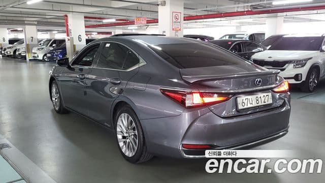 Lexus ES300h 7세대 Luxury Plus, 2019 4