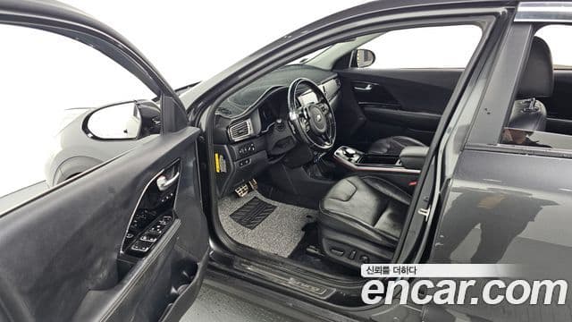 Kia Niro EV Noblesse, 2021 10