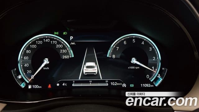 Genesis GV70, 2024 8