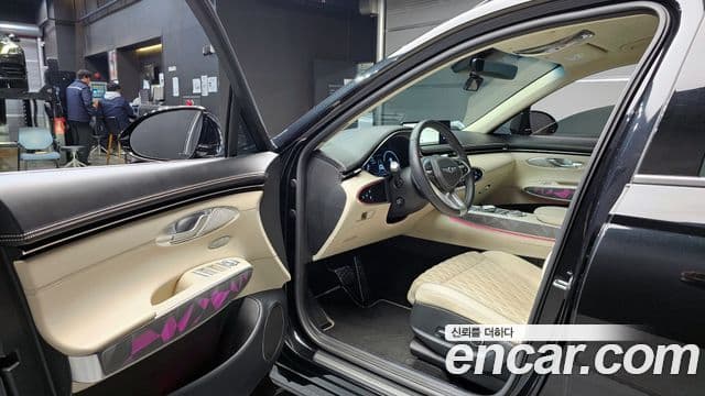 Genesis GV70, 2024 11