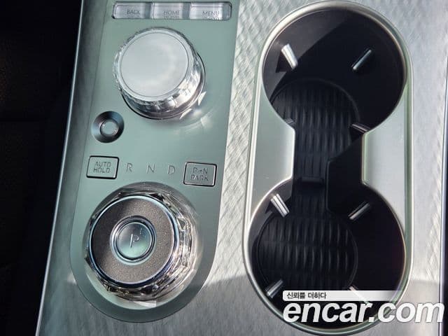 Genesis GV70, 2025 8