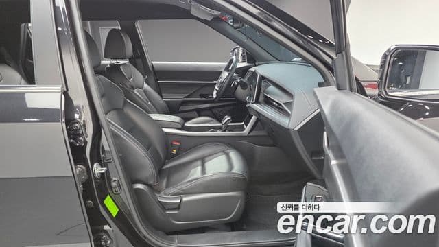 KG모빌리티(SsangYong) Torres T5, 2023 10