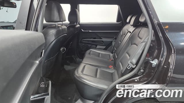 KG모빌리티(SsangYong) Torres T5, 2023 13