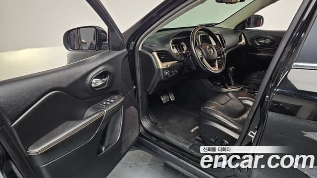 Jeep Cherokee(KL) 2.4 Longitude AWD, 2017 11