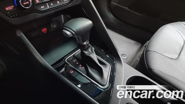 Kia The / новый New Niro Prestige, 2020 9