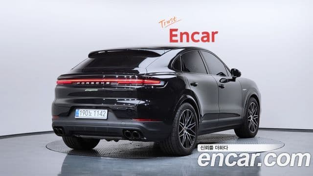 Porsche Cayenne (PO536) 3.0 E-гибрид купе, 2025 2