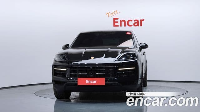 Porsche Cayenne (PO536) 3.0 E-гибрид купе, 2025 3