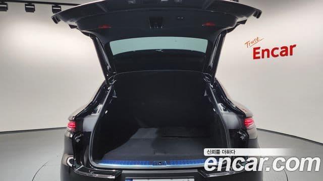 Porsche Cayenne (PO536) 3.0 E-гибрид купе, 2025 20