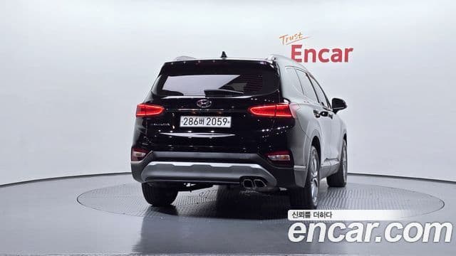 Hyundai Santa Fe TM Exclusive, 2020 4