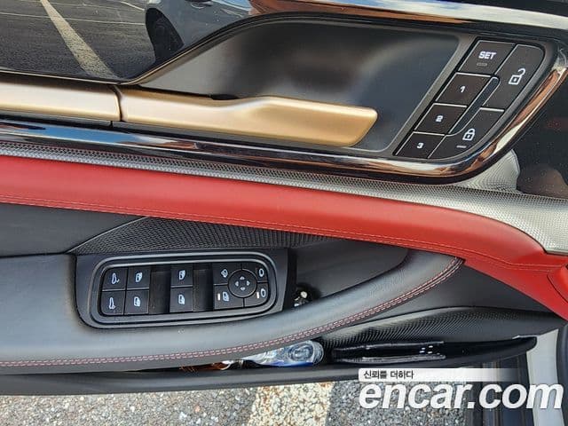 Porsche Panamera (976) 4.0 GTS, 2025 13