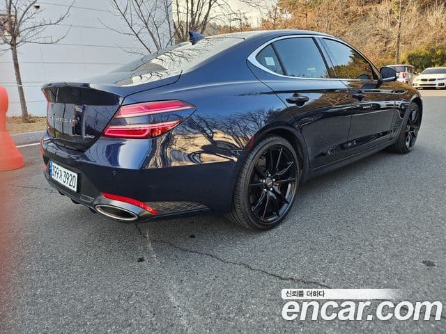 Genesis The / новый New G70, 2021 все фото