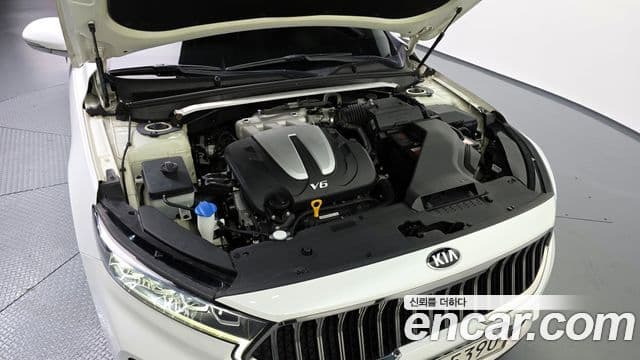 Kia K7 Premier Trendy, 2020 6