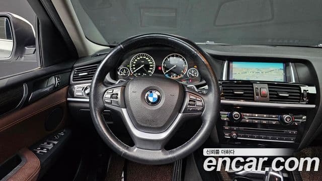 BMW X4 (F26), 2015 13