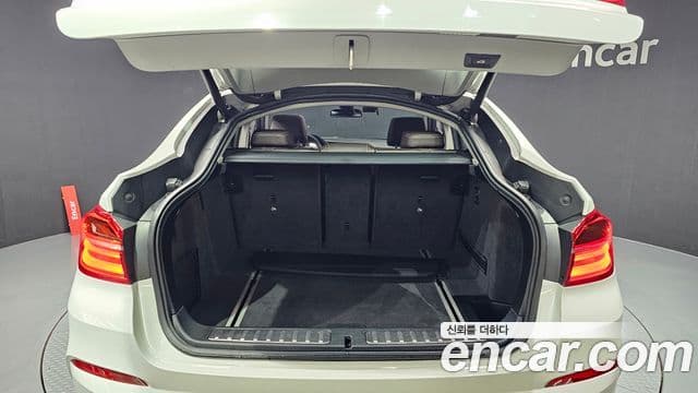 BMW X4 (F26), 2015 20