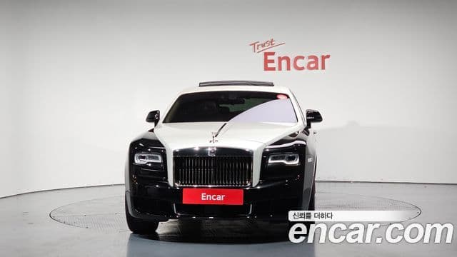Rolls-Royce 고스트 6.6 EWB V12, 2018 3
