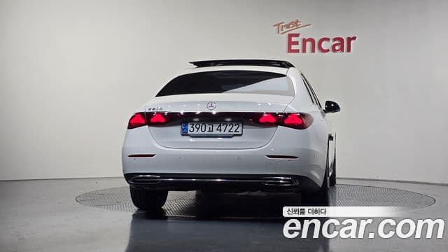 Mercedes-Benz E-класс W214 Avantgarde, 2024 4