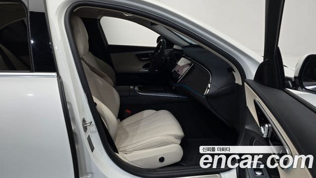 Mercedes-Benz E-класс W214 Avantgarde, 2024 11