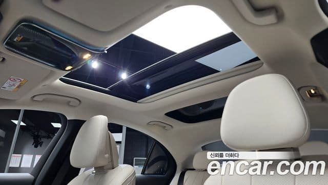 Mercedes-Benz E-класс W214 Avantgarde, 2024 19