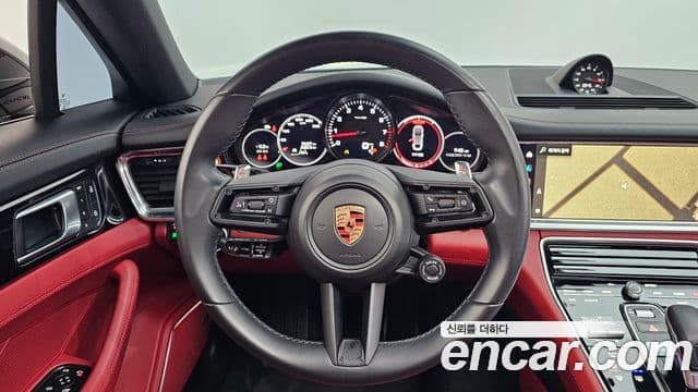 Porsche Panamera (971), 2023 13