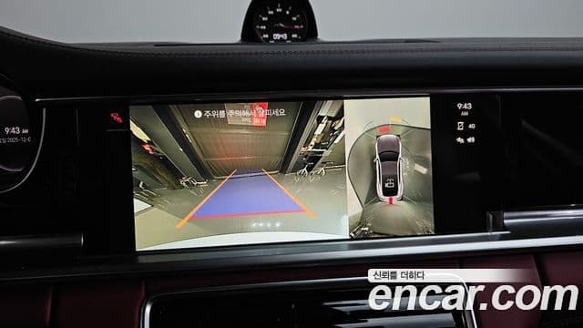 Porsche Panamera (971), 2023 15