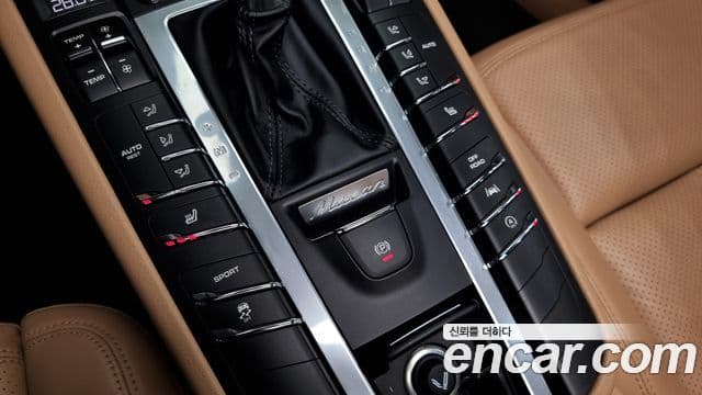 Porsche Macan 95B, 2017 17