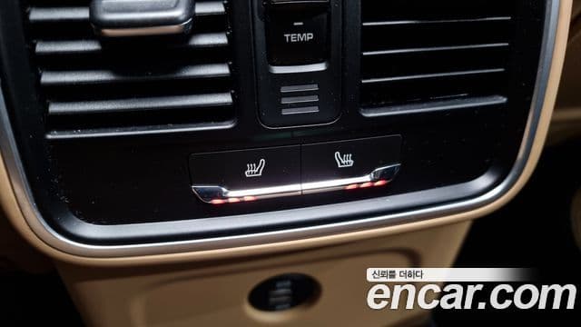 Porsche Macan 95B, 2017 18