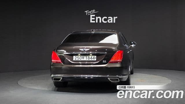 Genesis EQ900 Prestige, 2016 4