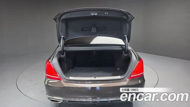 Genesis EQ900 Prestige, 2016 20