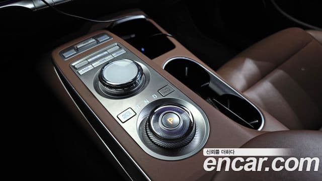 Genesis GV70, 2021 9