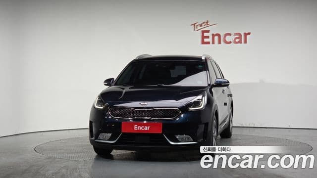 Kia Niro Noblesse, 2018 3