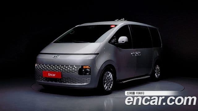 Hyundai Staria Modern, 2022 1
