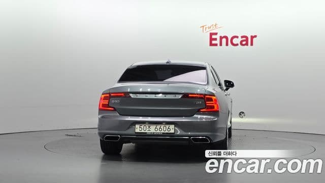 Volvo S90 T5 Inscription, 2019 4