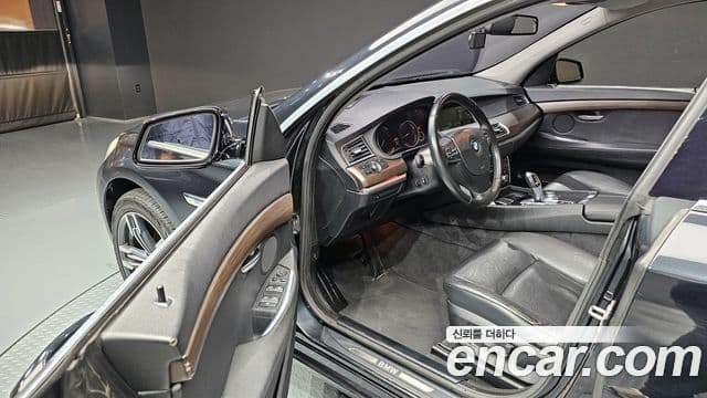 BMW 5시리즈 GT (F07) GT 30d xDrive, 2013 10