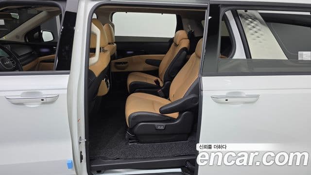 Kia Carnival 4세대 Signature, 2023 11