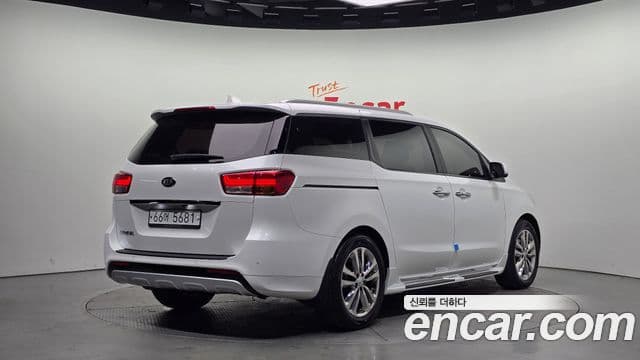 Kia All New Carnival Prestige, 2016 2