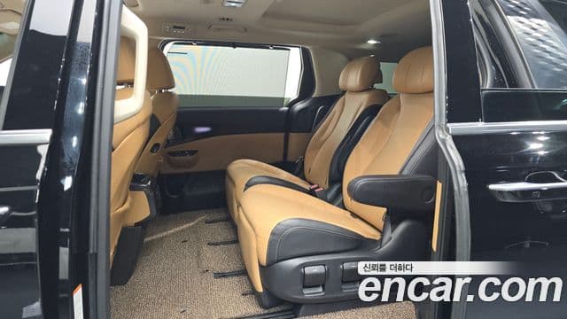 Kia Carnival 4세대 Signature, 2022 12