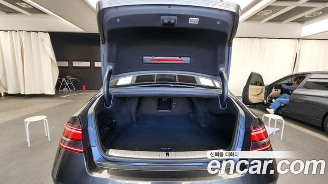 Genesis G90 (RS4) бензин 3.5 турбо e-S/C AWD LWB, 2023 20