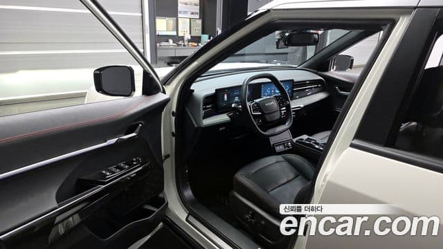 KG모빌리티(SsangYong) Actyon 2세대 S7, 2025 10