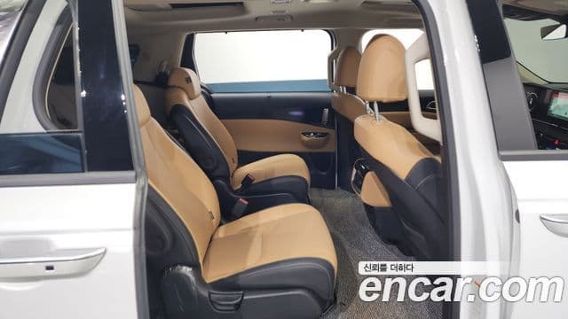 Kia Carnival 4세대 Signature, 2023 12